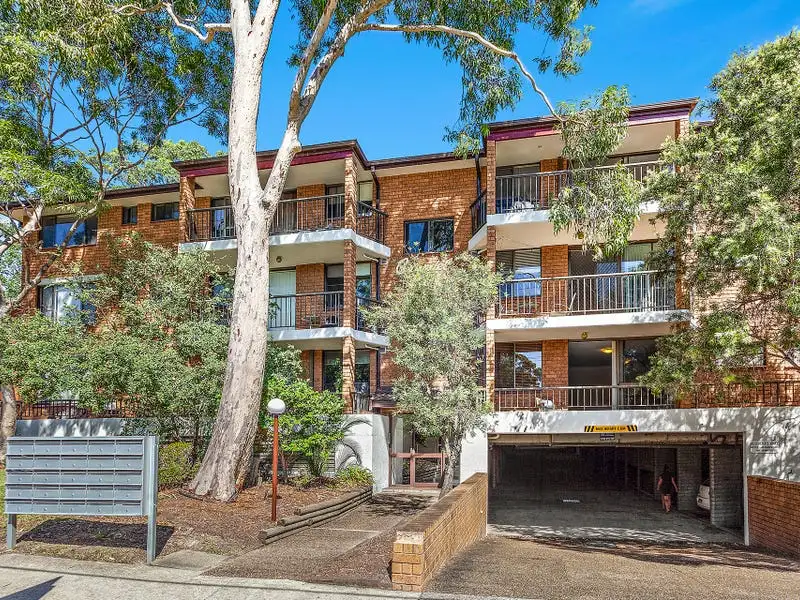Main view of Homely unit listing, 16/57-61 Auburn Street, Sutherland NSW 2232