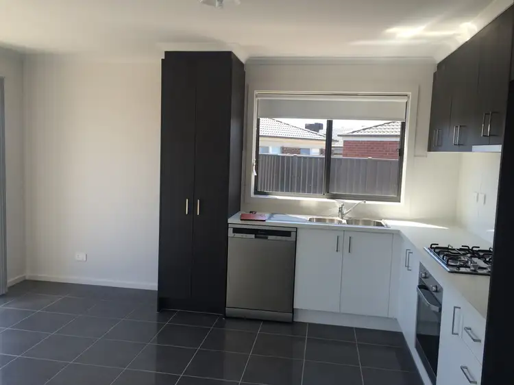 Second view of Homely house listing, 8 Rivergum Court, North Bendigo VIC 3550