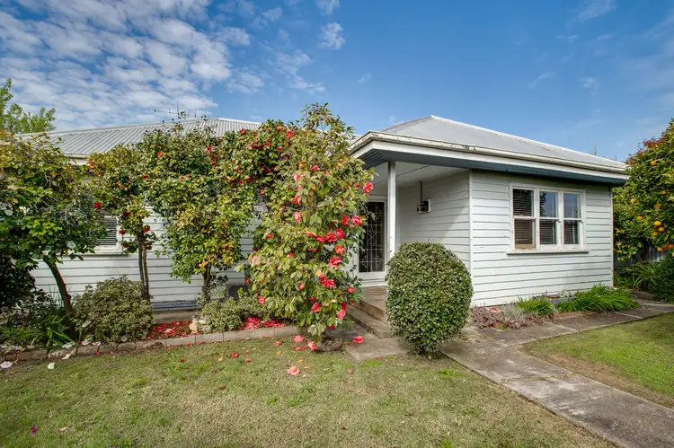 8 MURPHY STREET, Wodonga VIC 3690
