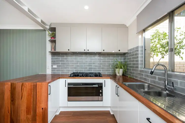 Sixth view of Homely house listing, 21 Sutherland Close North, Guildford WA 6055