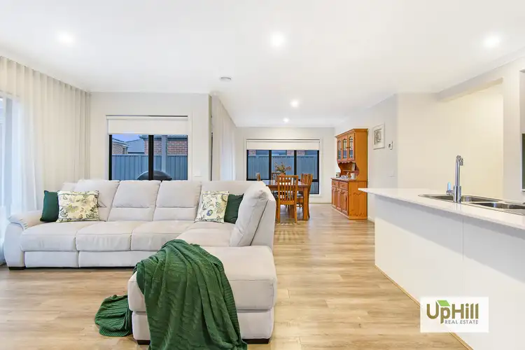 Fifth view of Homely house listing, 15 Carnelian Circuit, Clyde North VIC 3978