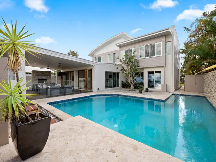 6 North Bank Court, Helensvale QLD 4212