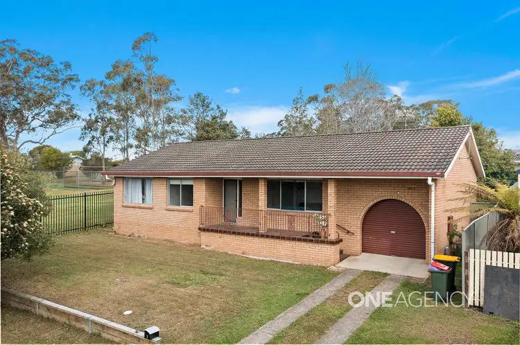 2 Castle Glen, North Nowra NSW 2541