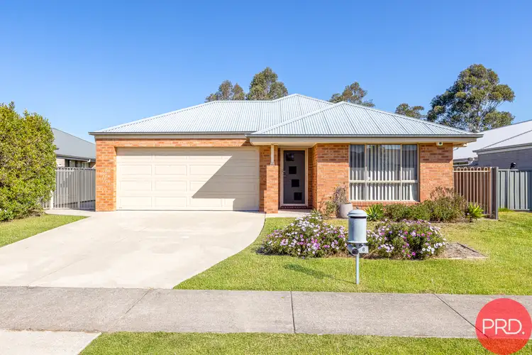 6 Cagney Road, Rutherford NSW 2320