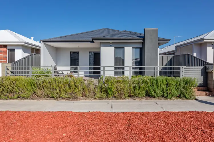 26 Yewers Drive, Champion Lakes WA 6111