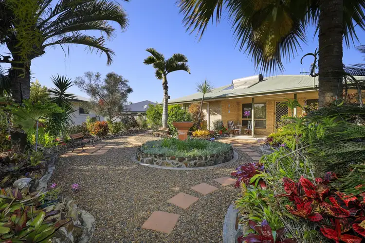 5 Hussar Ct, Woodgate QLD 4660