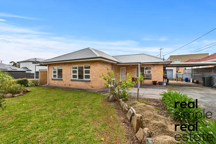 5 Lomman Avenue, Newton SA 5074