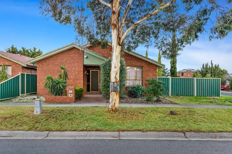 23 Kingsmead Close