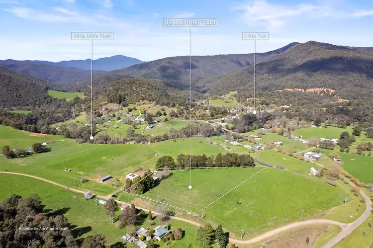 32 O'Connell Road, Mitta Mitta VIC 3701
