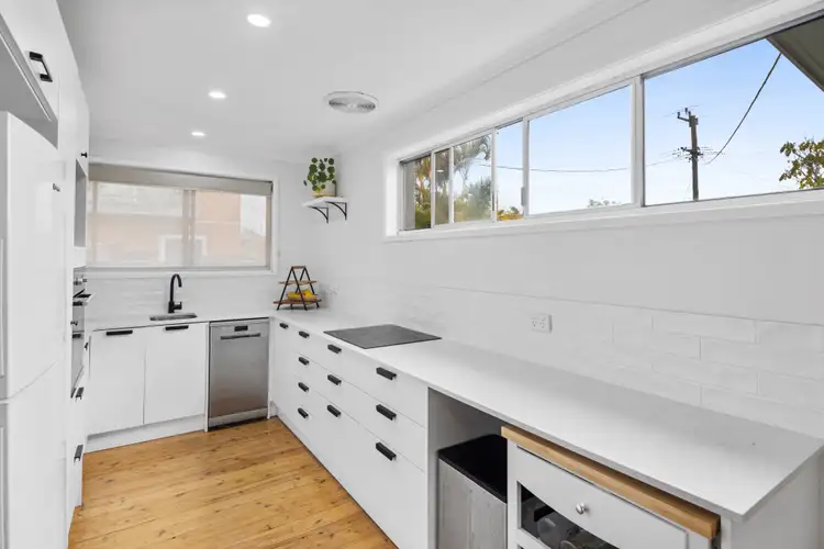 Fifth view of Homely semi-detached listing, 1/21 Blue Waters Crescent, Tweed Heads West NSW 2485