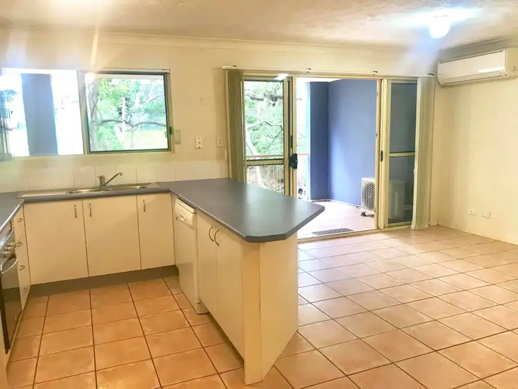 Sixth view of Homely unit listing, 4/80 Miskin Street, Toowong QLD 4066