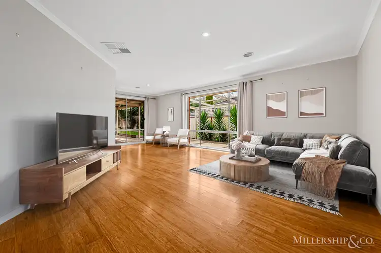 Second view of Homely house listing, 6 Lorikeet Crescent, Whittlesea VIC 3757