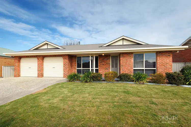 32 KOETONG CRESCENT, Wodonga VIC 3690
