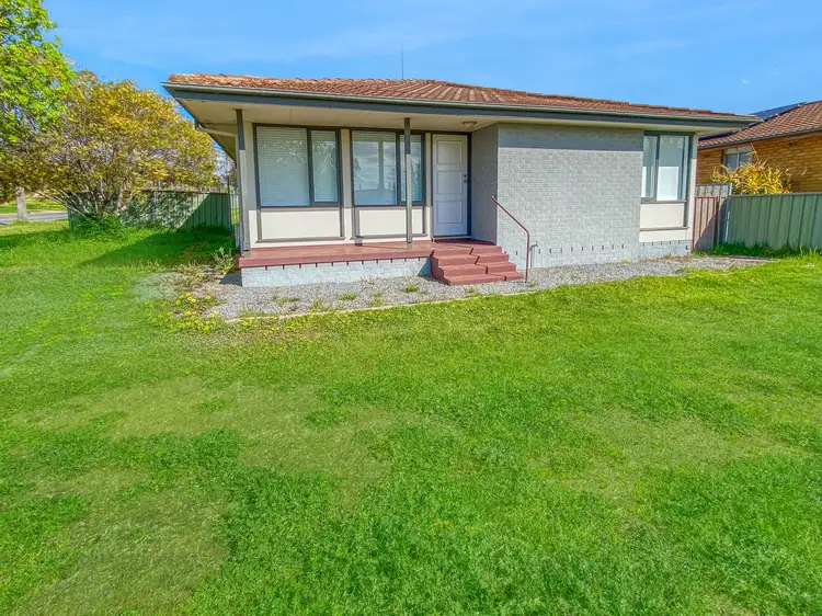 28 Gossamer Street, Leeton NSW 2705