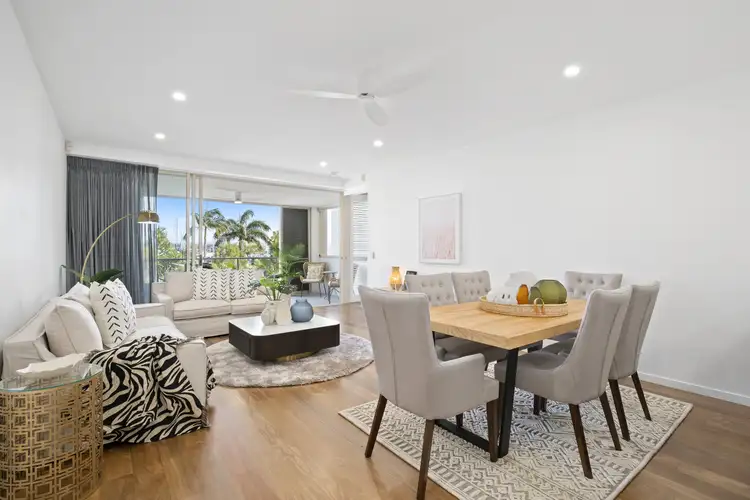 1706/1 Rialto Quay Drive, Hope Island QLD 4212