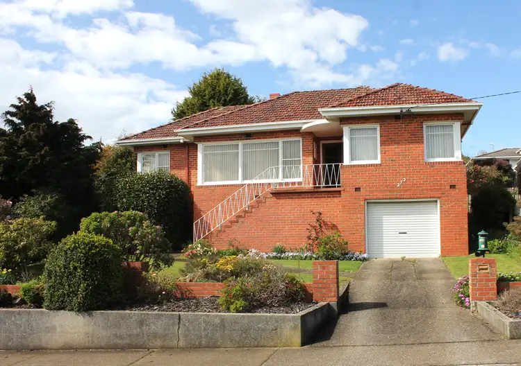 273 Mount Street, Upper Burnie TAS 7320