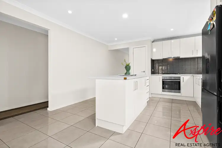 Fifth view of Homely house listing, 9 Mondra Terrace, Manor Lakes VIC 3024