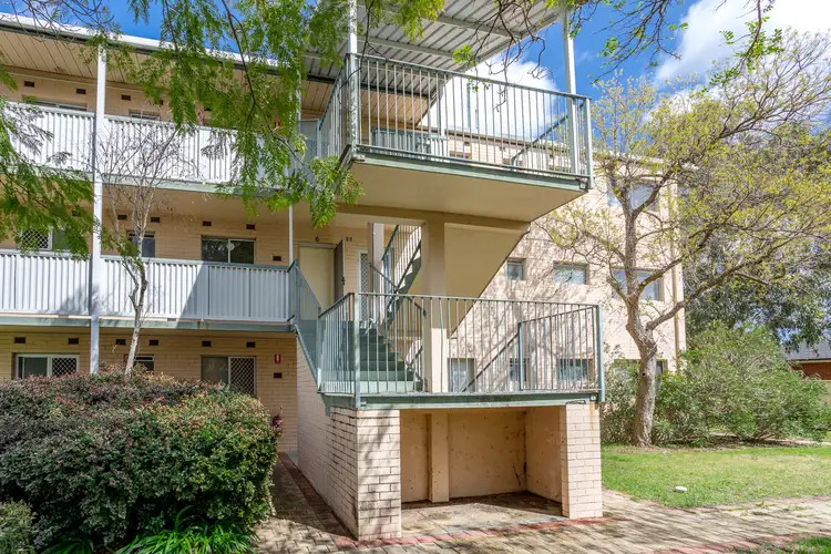 6/80 Fifth Road, Armadale WA 6112