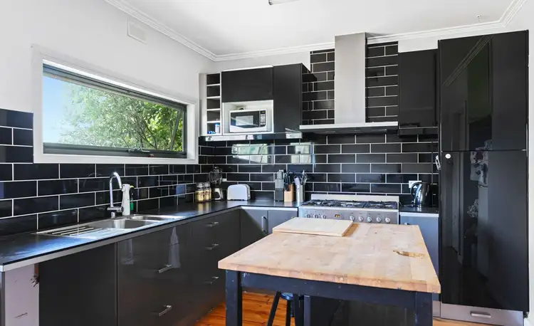 Second view of Homely house listing, 24 Fifth Avenue, White Hills VIC 3550