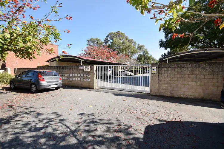 4/2 Benjamin Street, Armadale WA 6112