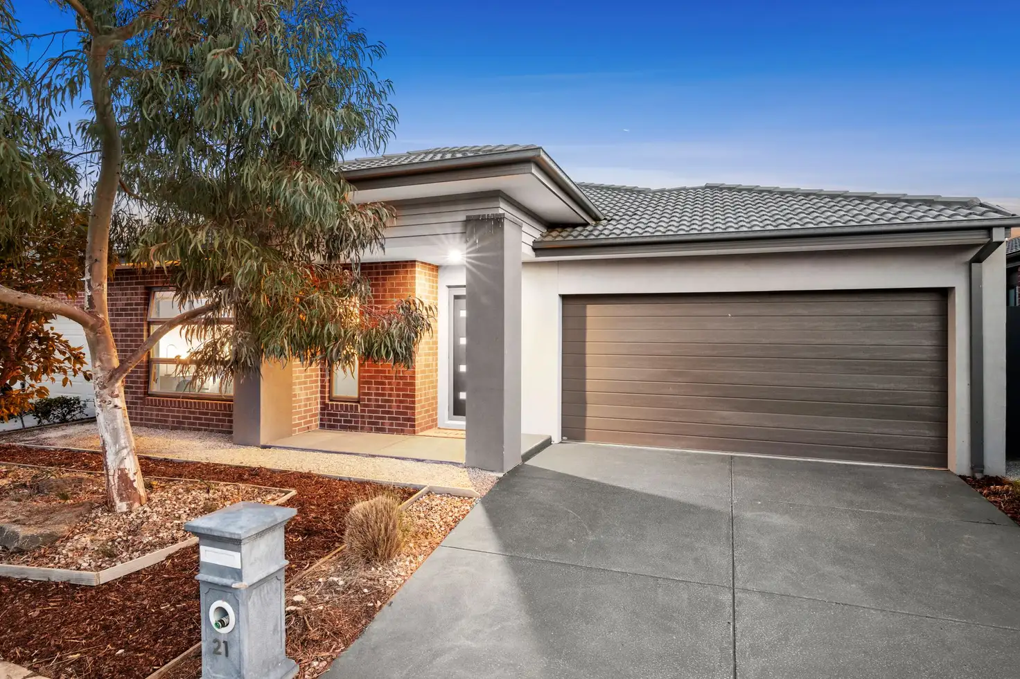 Main view of Homely house listing, 21 Cabane Circuit, Mount Duneed VIC 3217