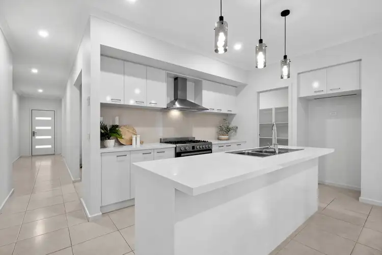 Second view of Homely house listing, 21 Cabane Circuit, Mount Duneed VIC 3217