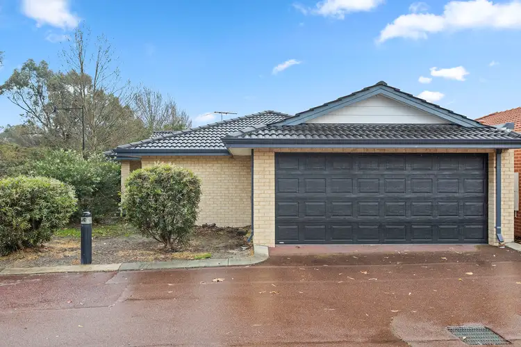 2/7 Barfield Road, Hammond Park WA 6164