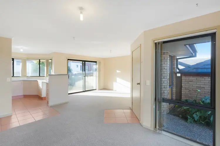 Third view of Homely villa listing, 4/33 Noble Parade, Dalmeny NSW 2546