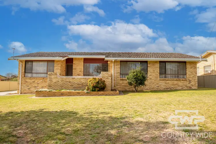 84 Oliver Street, Glen Innes NSW 2370