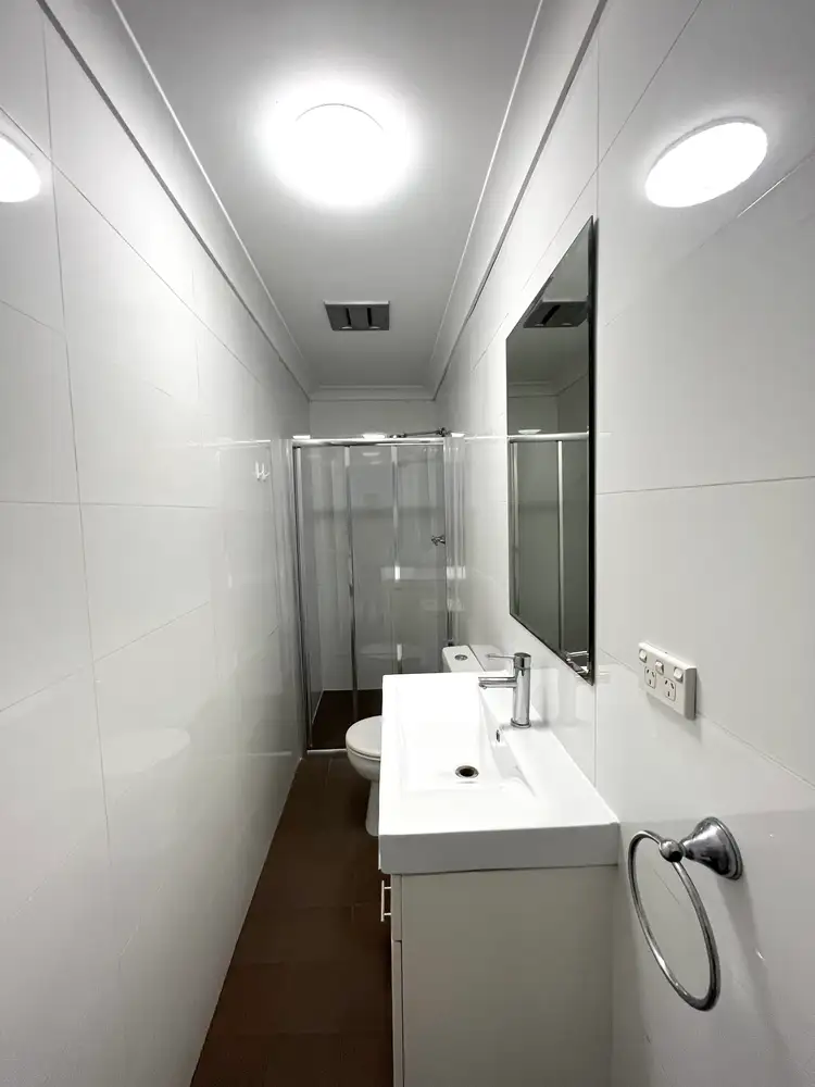 Fifth view of Homely apartment listing, 2/4 Moore Street, Bondi NSW 2026
