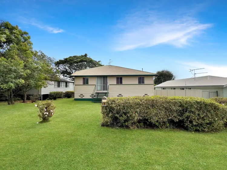 33 VICTORIA STREET, Atherton QLD 4883