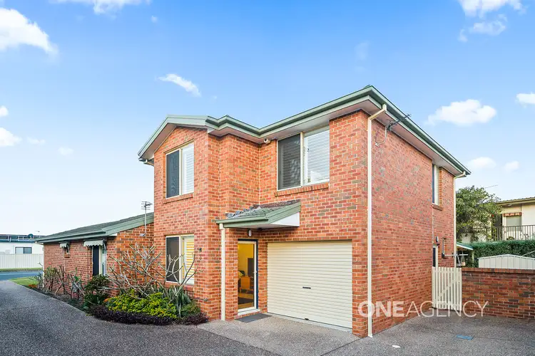 Main view of Homely townhouse listing, 3/66 Peterborough Avenue, Lake Illawarra NSW 2528
