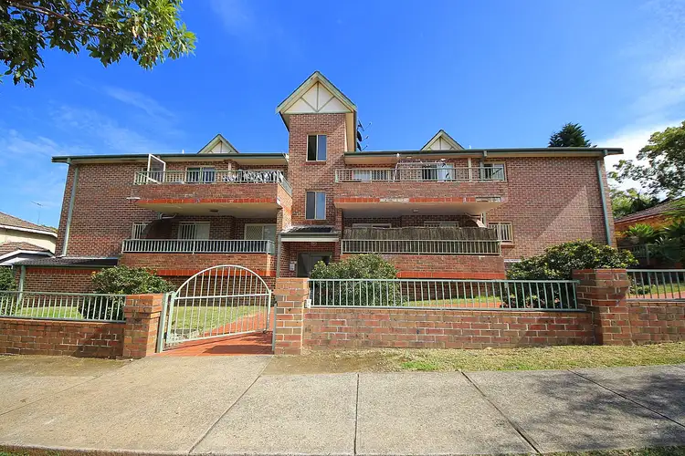 13/16 Reynolds Avenue, Bankstown NSW 2200