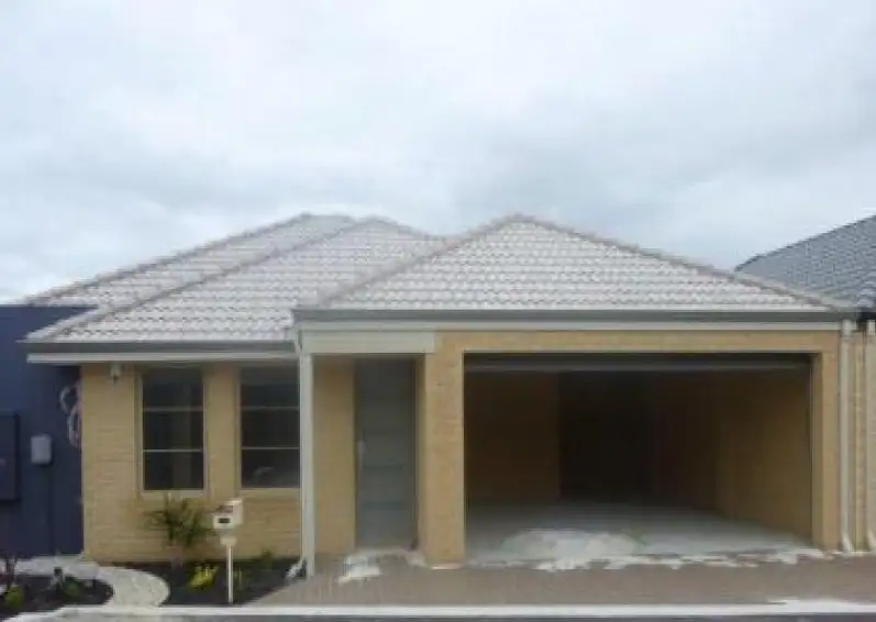Main view of Homely house listing, 6/18 Oligantha Elbow, Banksia Grove WA 6031