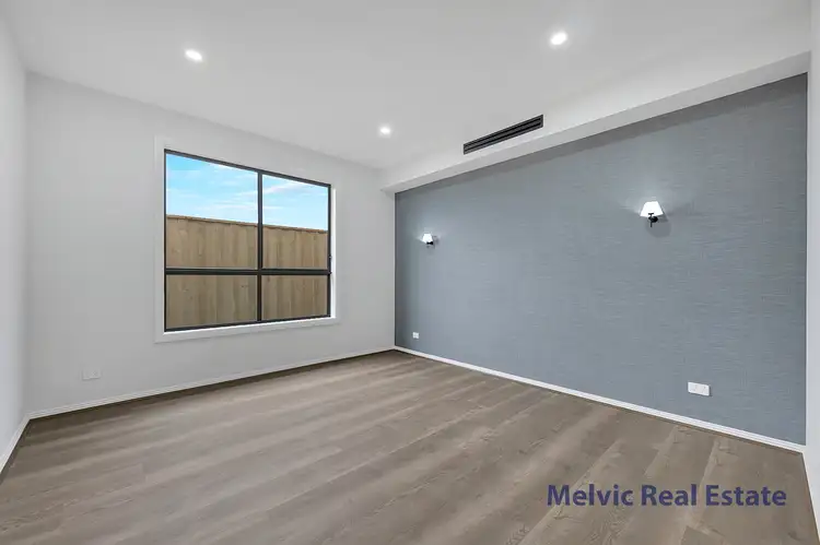 Sixth view of Homely house listing, 391 MANDALAY CIRCUIT, Beveridge VIC 3753