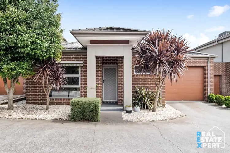 2/280 Pound Road, Hampton Park VIC 3976