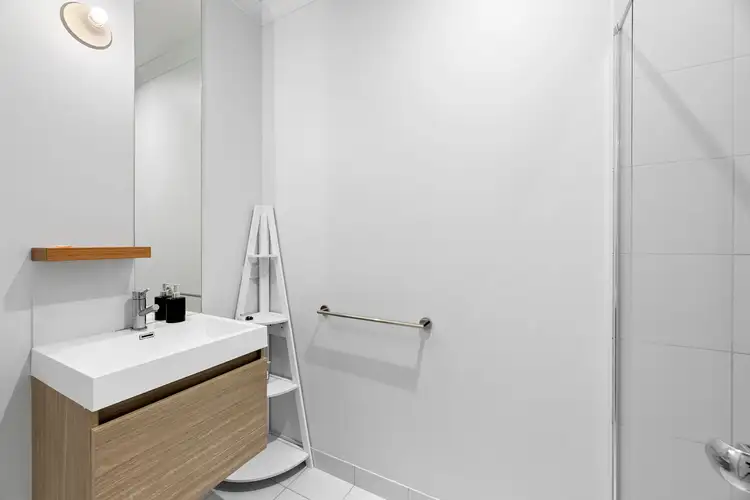 Fifth view of Homely townhouse listing, 31/5 Oxford Street, Whittington VIC 3219