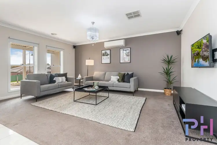 Sixth view of Homely house listing, 12 Everlasting Rise, Kangaroo Flat VIC 3555