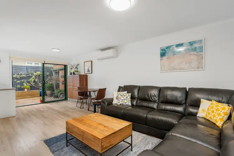 Fourth view of Homely villa listing, 2/20 Avoca Crescent, Pascoe Vale VIC 3044