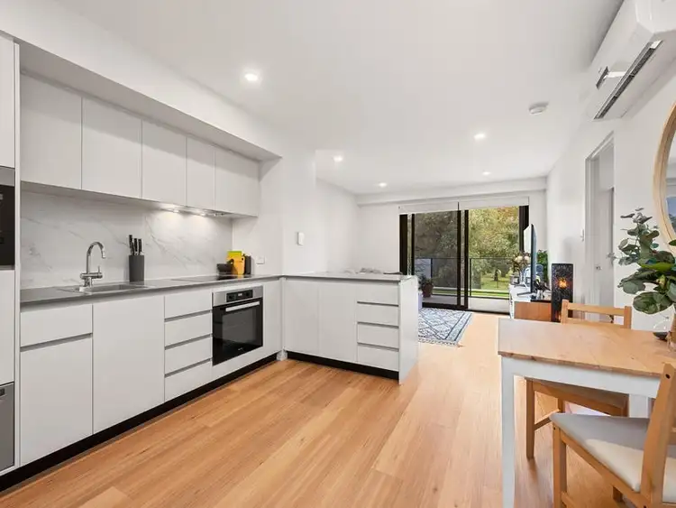 8/61 Waverley Street, Dianella WA 6059