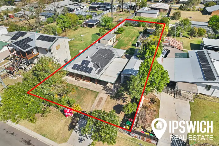 10 BELL STREET, Walloon QLD 4306