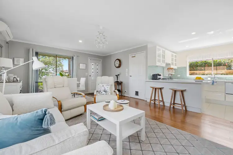 Fifth view of Homely house listing, 15 Banksia Place, Rosebud VIC 3939