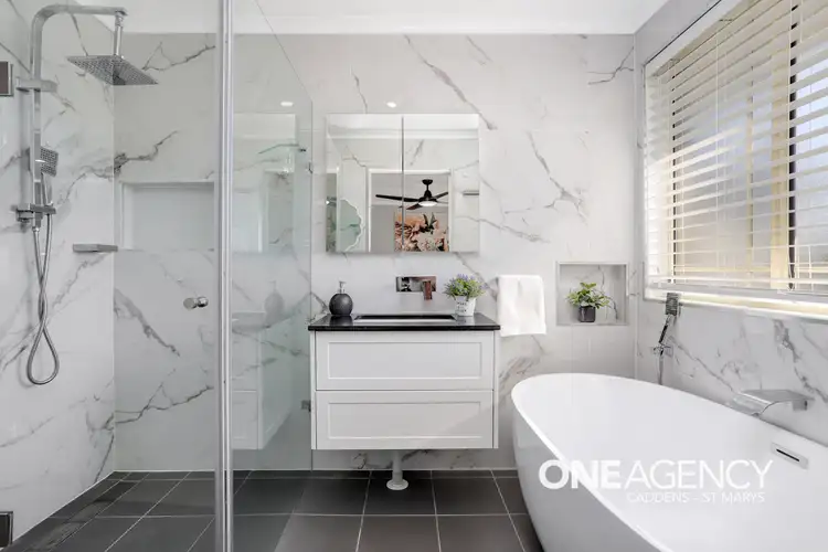 Third view of Homely house listing, 7 Geewan Place, Claremont Meadows NSW 2747