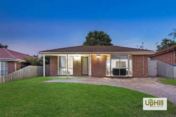 61 Courtenay Avenue, Cranbourne North VIC 3977