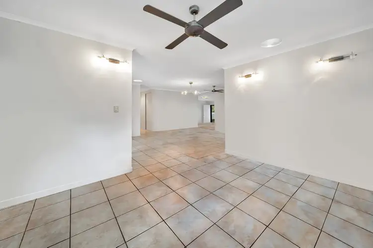 Fifth view of Homely house listing, 7 Di Savia Close, Whitfield QLD 4870