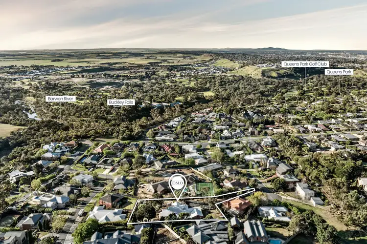 11 Leilani Court, Highton VIC 3216