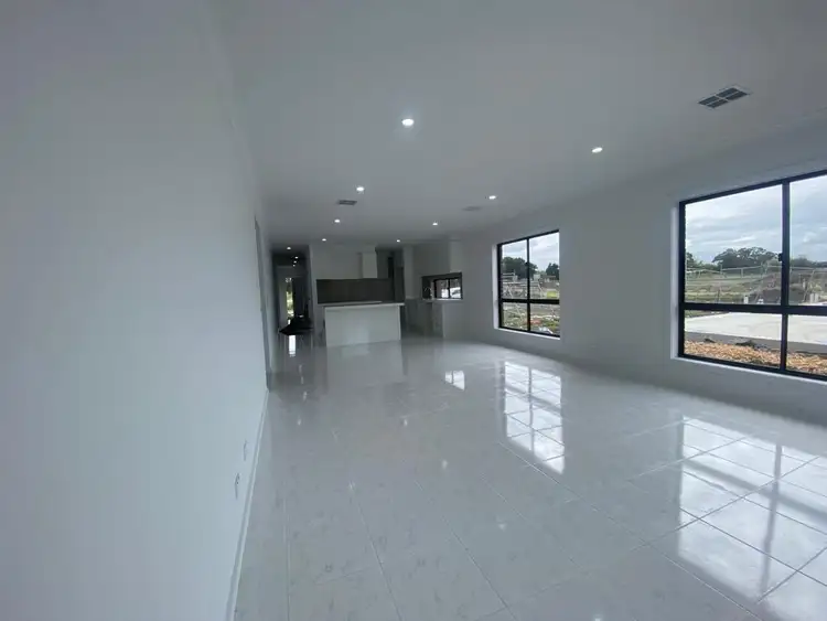 Fifth view of Homely house listing, 3 Palatine way, Clyde North VIC 3978