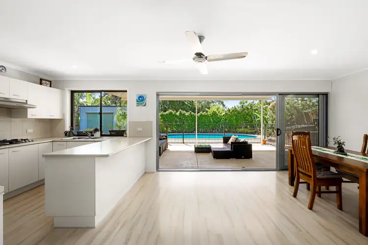 27 Beltana Crescent, Buddina QLD 4575