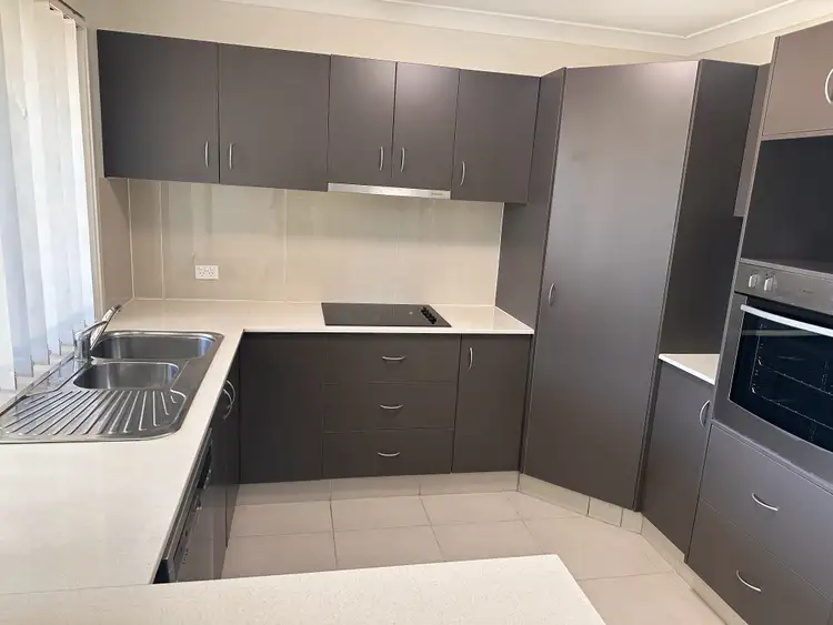 Second view of Homely unit listing, 2/17 Sunset Drive, Glenvale QLD 4350