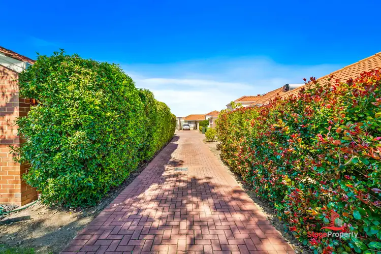 Fifth view of Homely villa listing, 2/27 Bickley Road, Cannington WA 6107